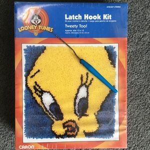 Looney tunes Tweety latch hook with free hook